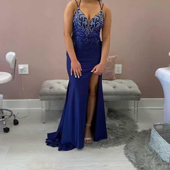 Prom Dress / Evening Gown … Worn Once - Picture 2 of 3